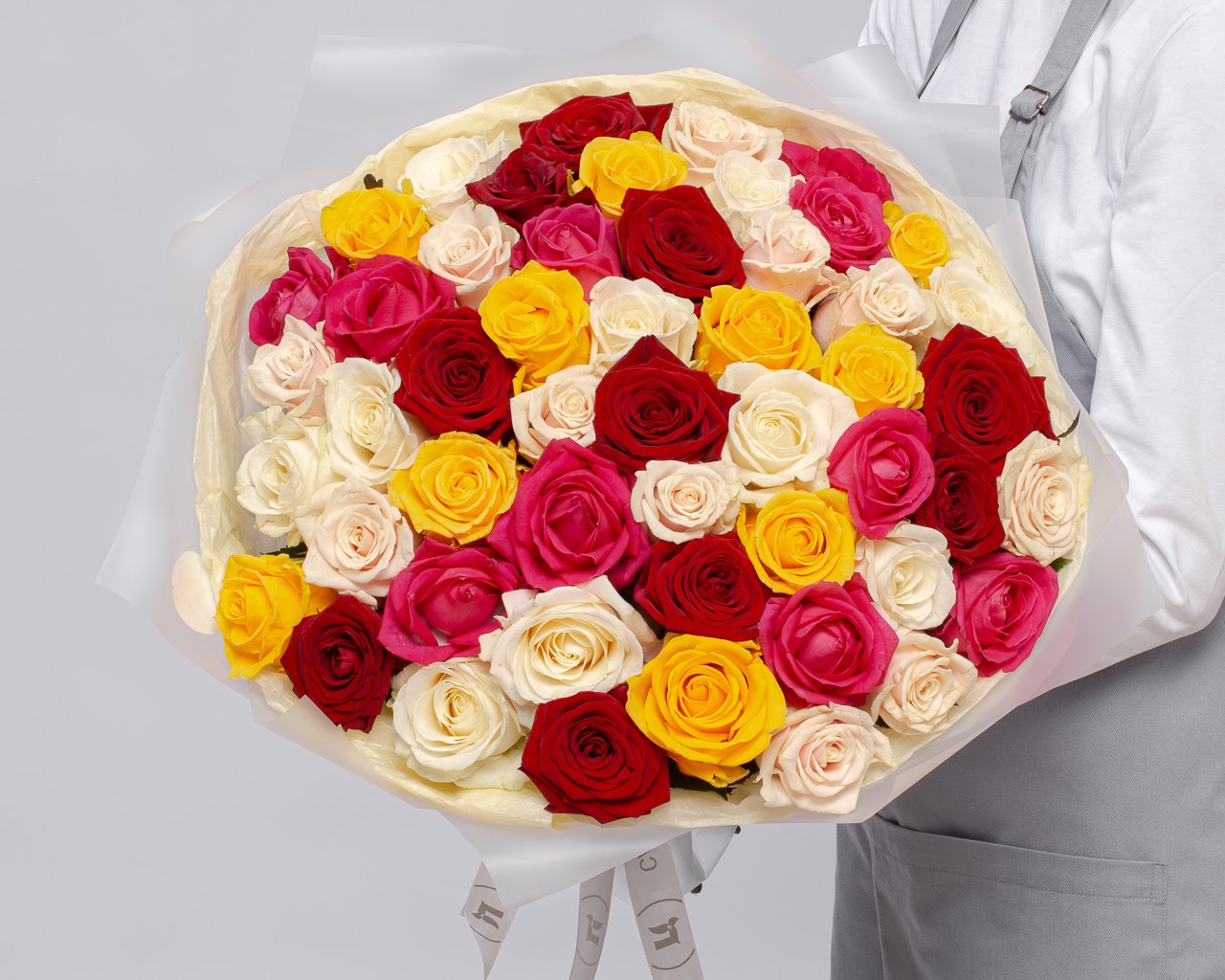 Букет из 51 розы яркий микс (Россия) 50-60 см в упаковке - 2