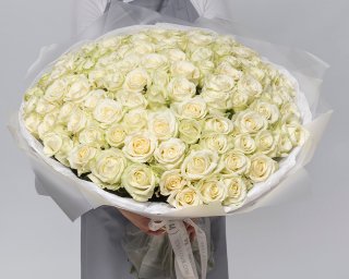 Букет из 101 розы 50-60 см белая (Россия) в упаковке  small - 3