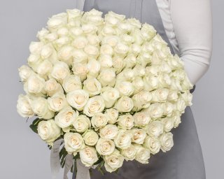 Букет из 101 белой розы (Кения) 35-40 см под ленту  small - 2