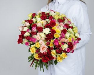 Букет из 51 кустовой розы микс 40 см (Кения) под ленту  small - 2
