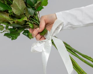 Букет из кустовых роз (Кения) микс 50 см под ленту small - 4